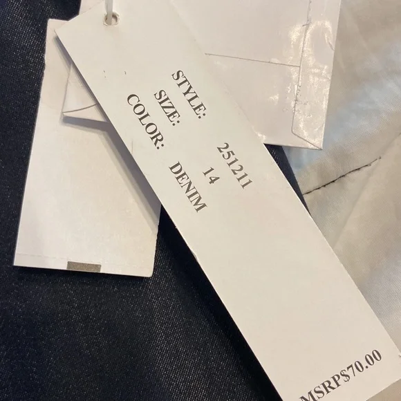 Essential pants brand new with tag size 14 - Picture 6 of 7